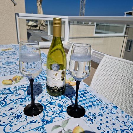 Apartmán Sea View New Penthouse Terrace & Garage Parking St. Paul's Bay Exteriér fotografie
