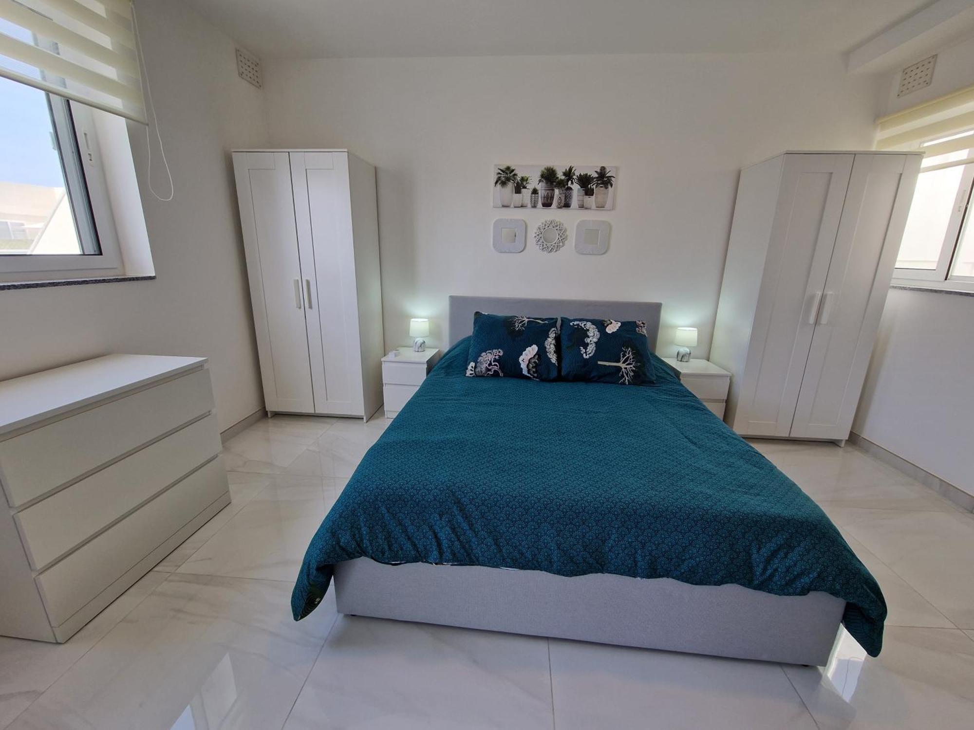 Apartmán Sea View New Penthouse Terrace & Garage Parking St. Paul's Bay Exteriér fotografie