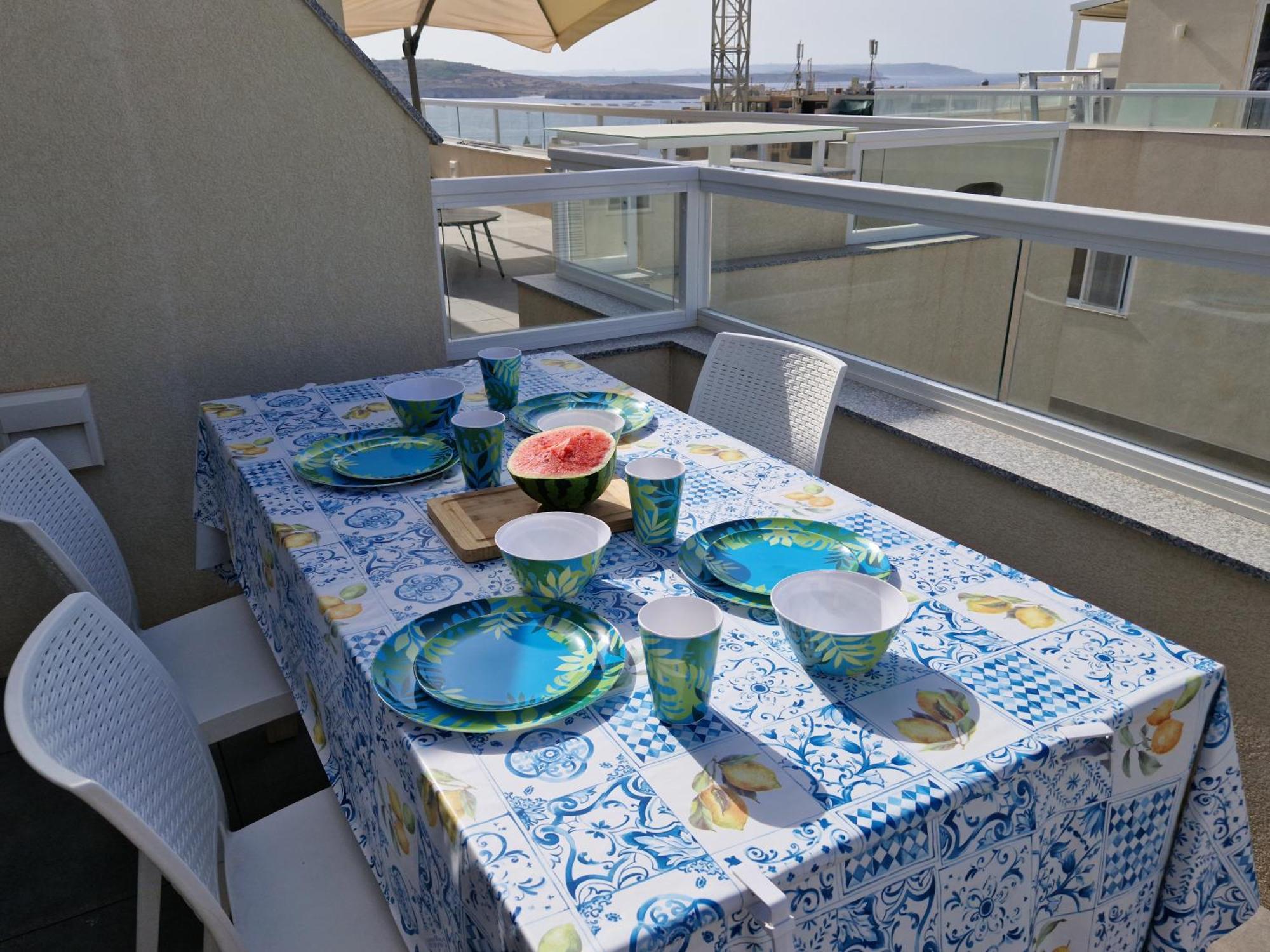 Apartmán Sea View New Penthouse Terrace & Garage Parking St. Paul's Bay Exteriér fotografie