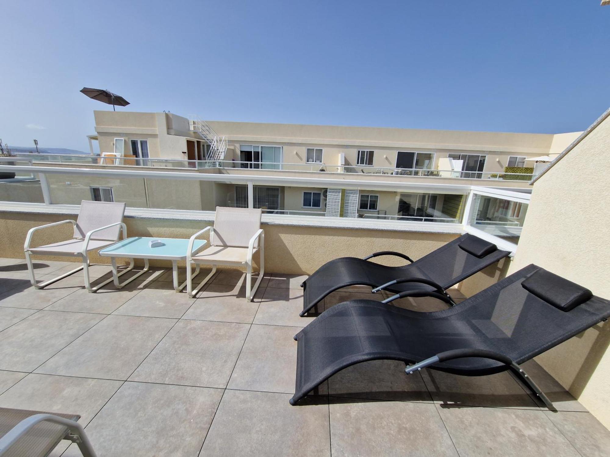 Apartmán Sea View New Penthouse Terrace & Garage Parking St. Paul's Bay Exteriér fotografie