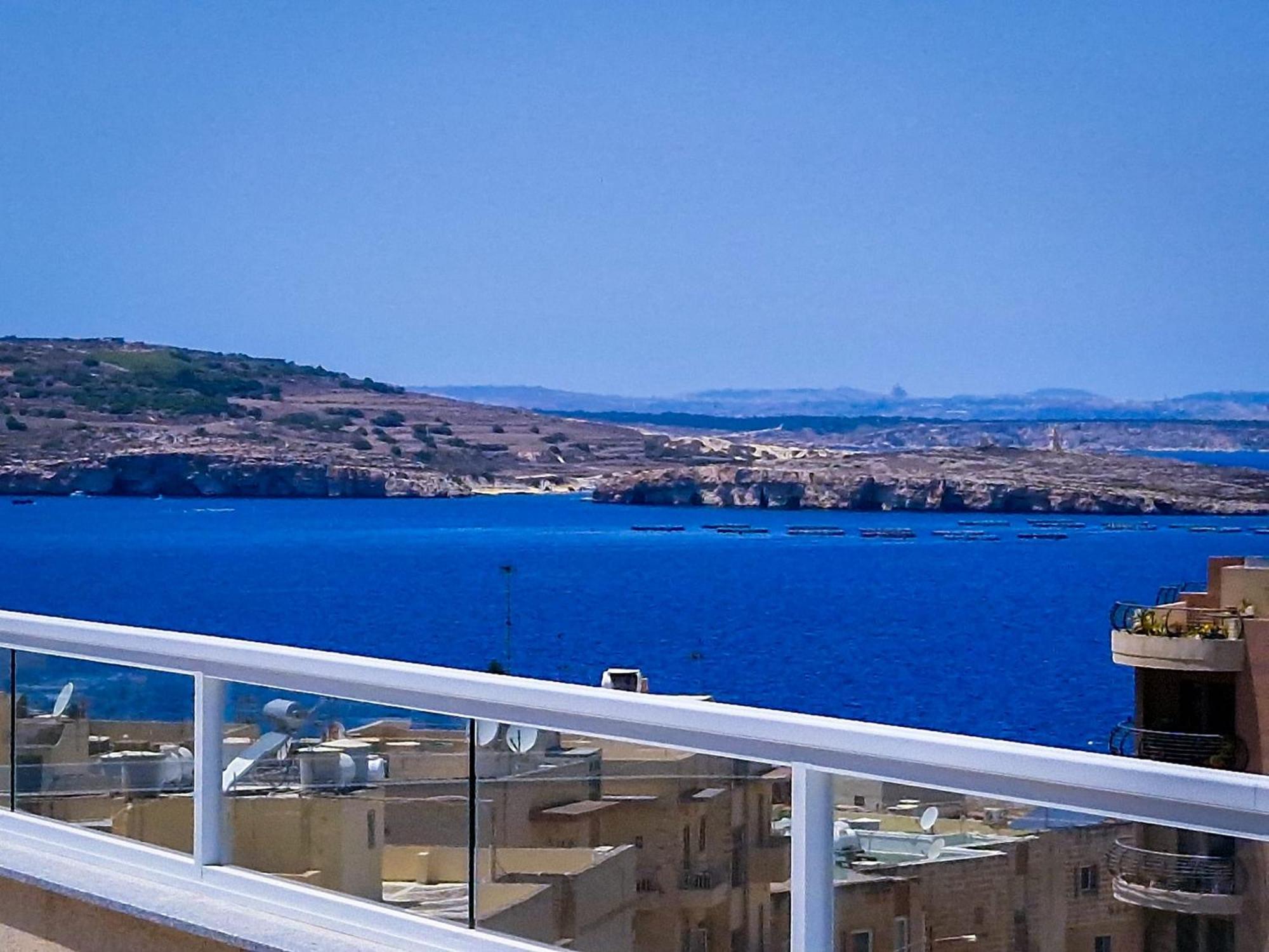 Apartmán Sea View New Penthouse Terrace & Garage Parking St. Paul's Bay Exteriér fotografie