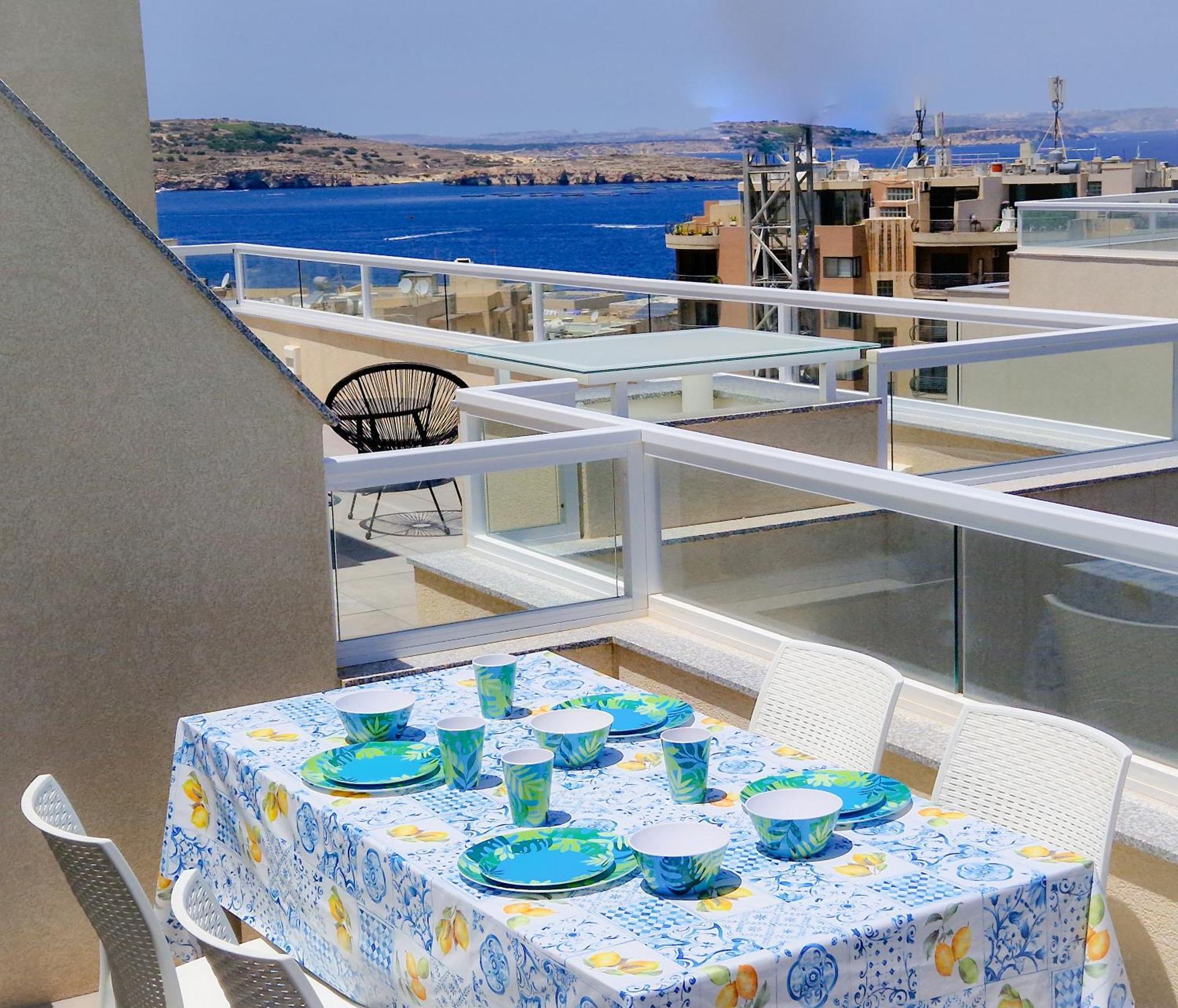 Apartmán Sea View New Penthouse Terrace & Garage Parking St. Paul's Bay Exteriér fotografie